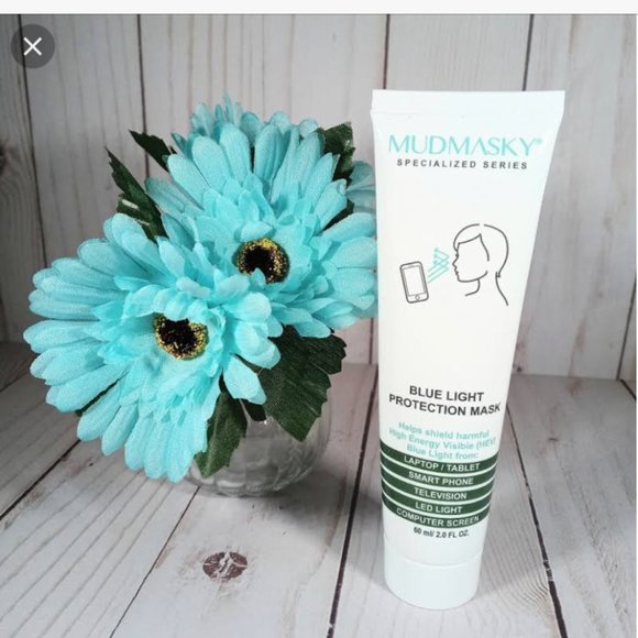 NWT ๐ MUDMASKY Blue Light Protection Mask - Picture 3 of 8